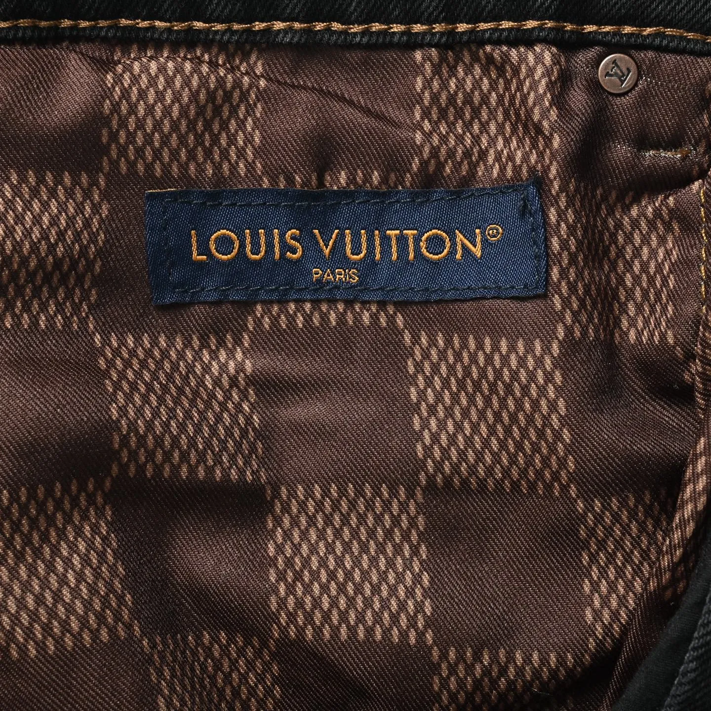 Louis Vuitton/Louis Vuitton back pocket embroidered skateboard jeans